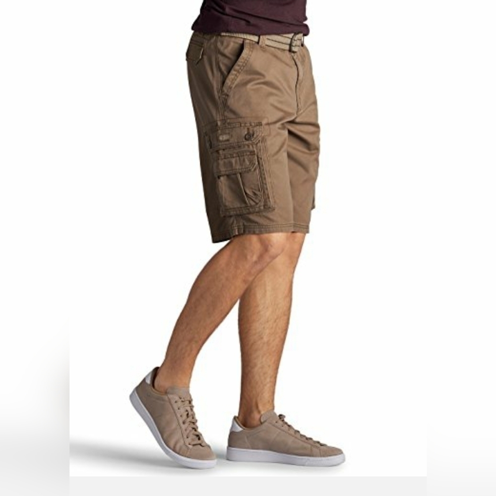 Nwt LEE Men's Dungarees Belted Wyoming Cargo Short, Color Bourbon Size 44